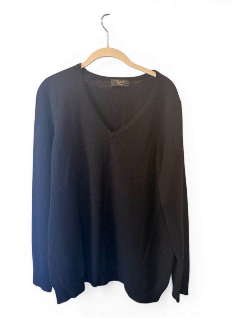 100% Cashmere Charter Club Black V-Neck Sweater - Picture 3 of 9